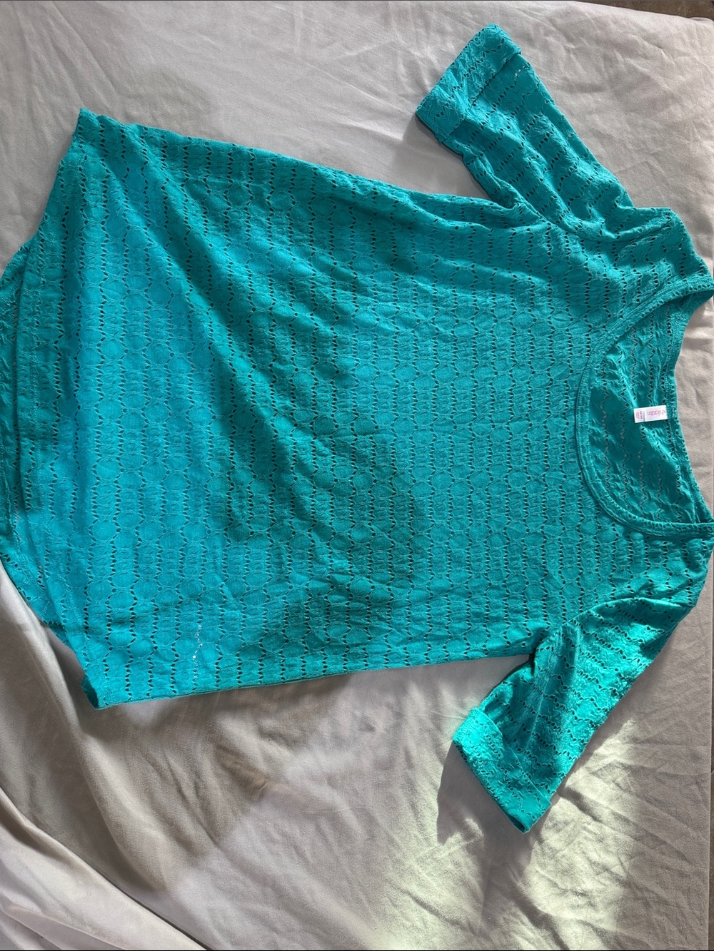 Xhilaration Bright Teal Eyelet Short Sleeve Top